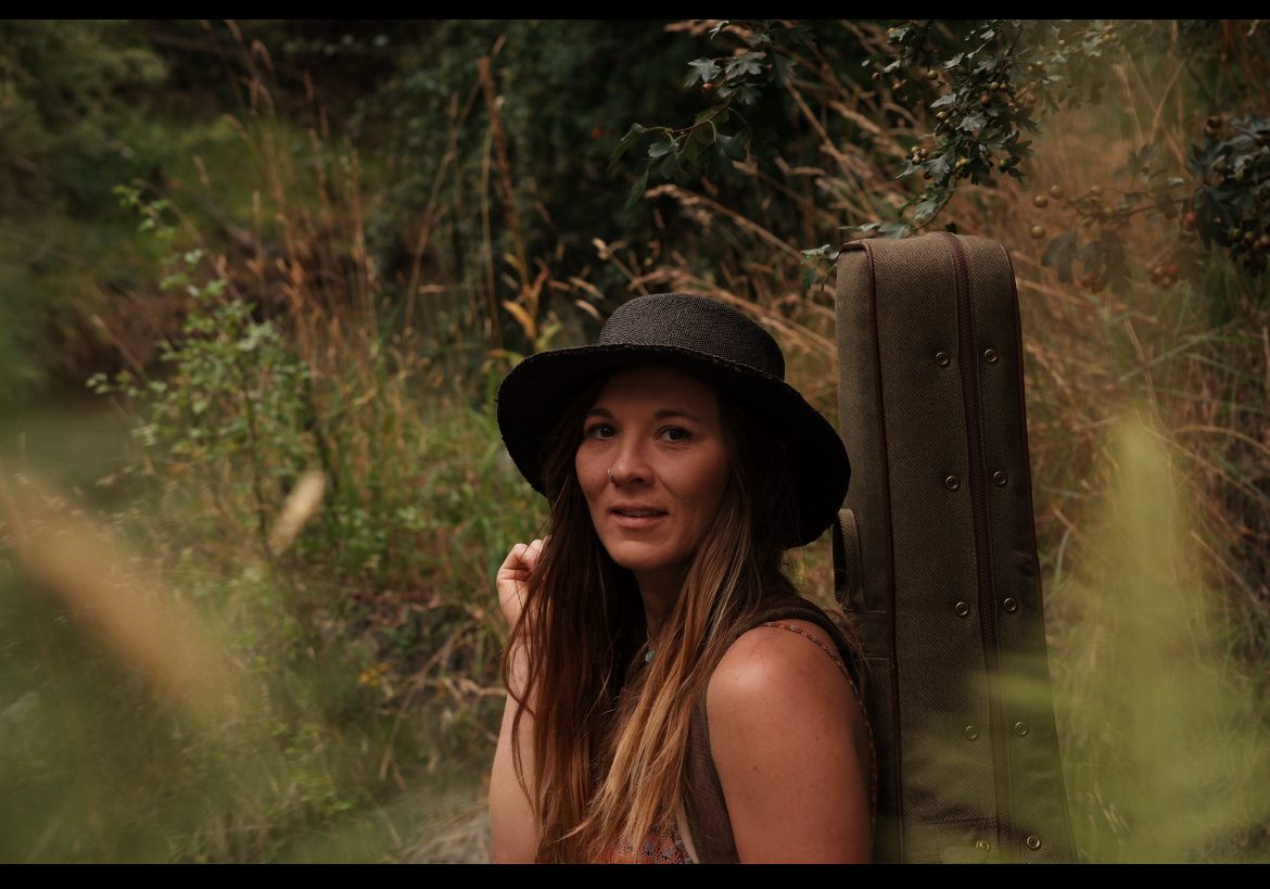 Chevayo Roe Song Writer's Sanctuary | For-rest Retreat